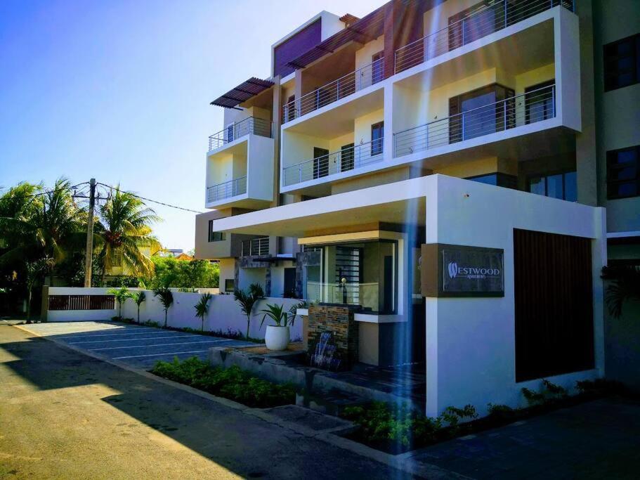 Entire Luxury 3 Bedroom Condo For Rent - Flic-En-Flac - Close To Beach Eksteriør bilde