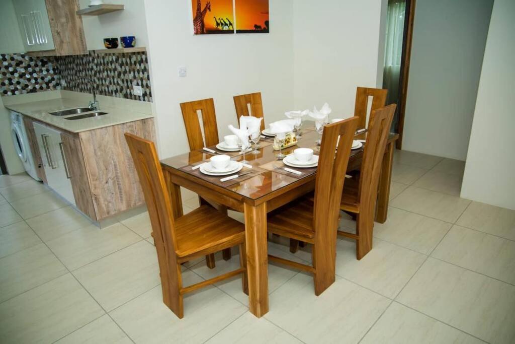 Entire Luxury 3 Bedroom Condo For Rent - Flic-En-Flac - Close To Beach Eksteriør bilde